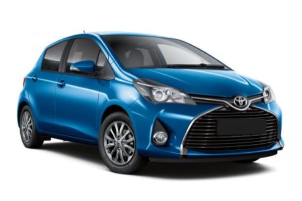 Toyota Yaris Kéa car rental