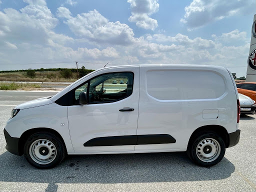 Fiat Doblo Spata car rental