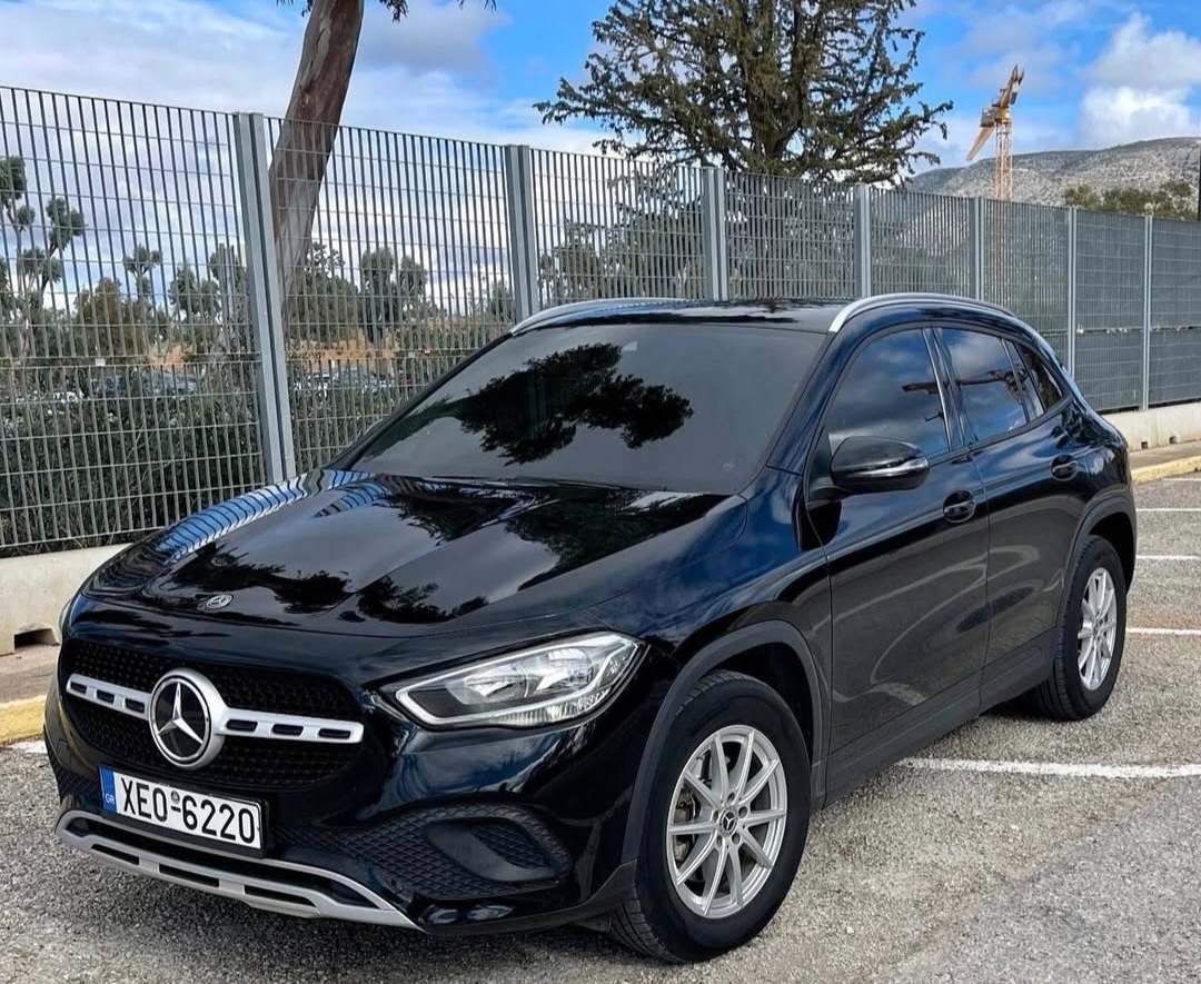 Mercedes-Benz GLA 180 Spetses car rental