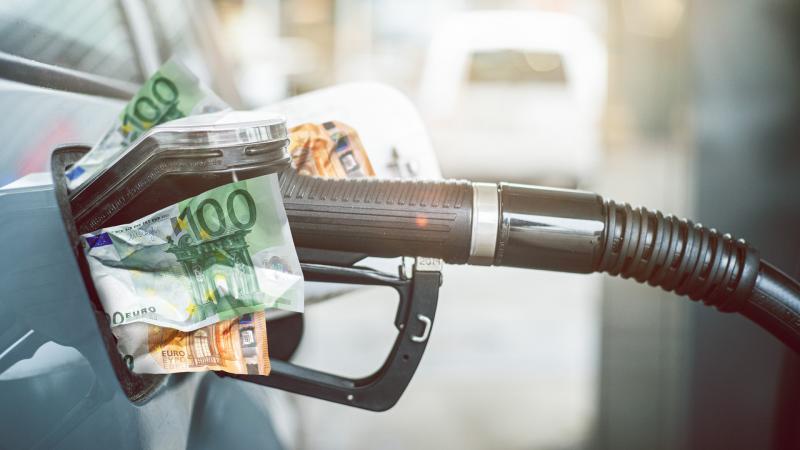 How to Drive Economically Amid Rising Gas Prices