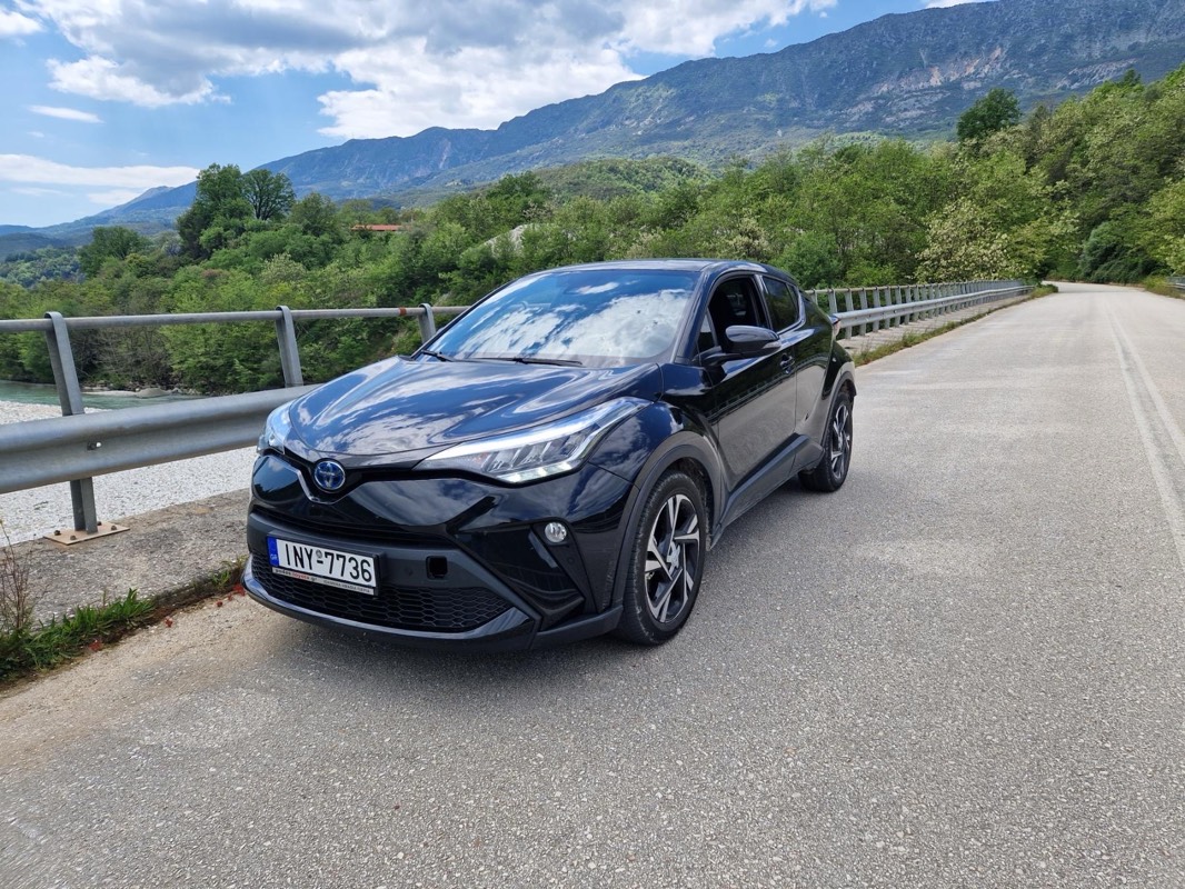Toyota CHR car rental