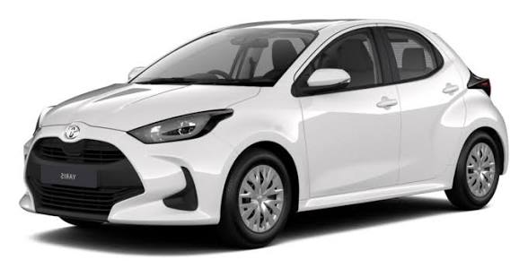 Toyota Yaris HYBRID Skydra car rental