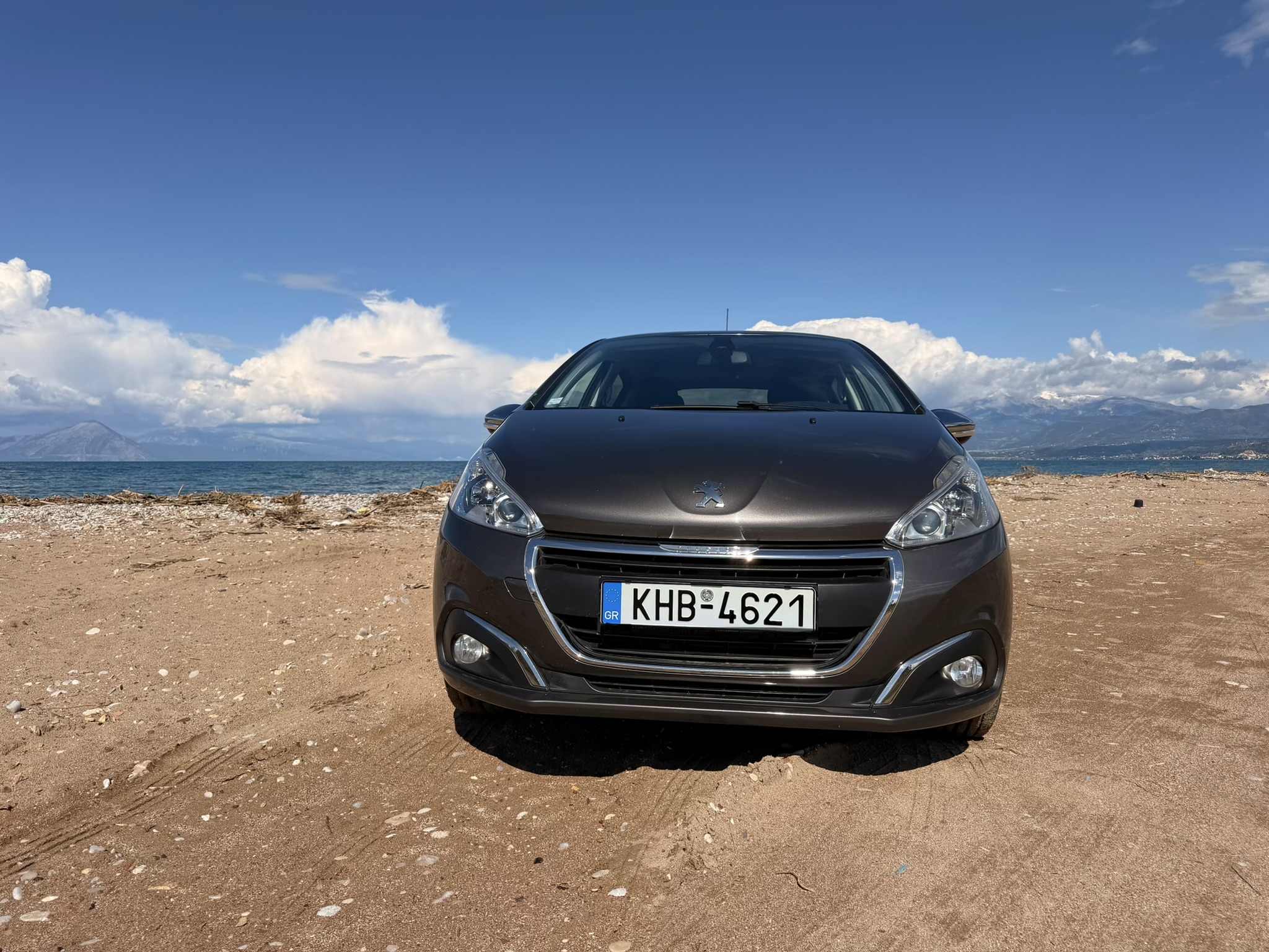 PEUGEOT 208 car rental