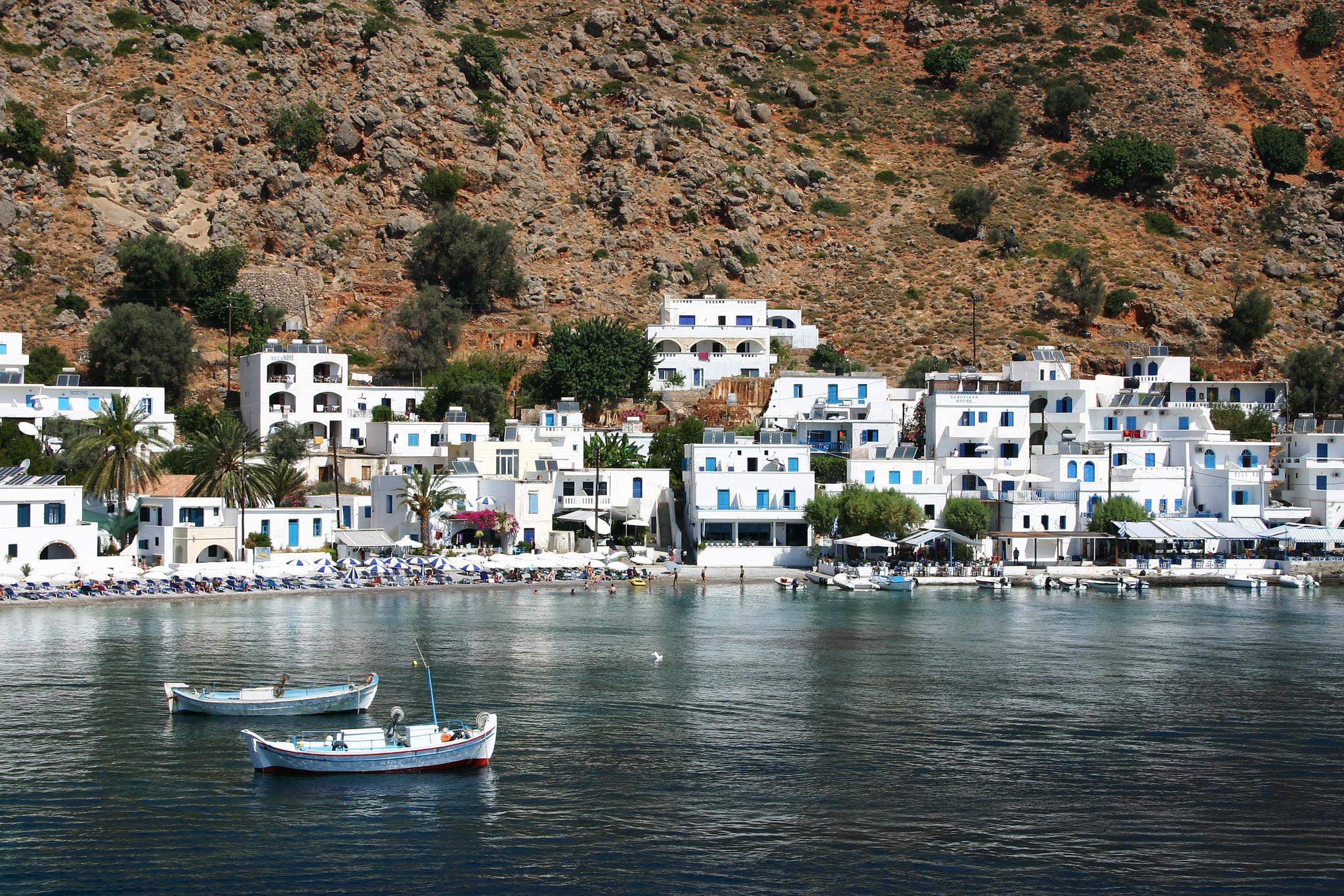 Χανιά για Ψαγμένους Ταξιδιώτες. Τα Κρυμμένα Διαμάντια της Δυτικής Κρήτης που Αξίζει να Ανακαλύψετε με Ενοικιαζόμενο Αυτοκίνητο